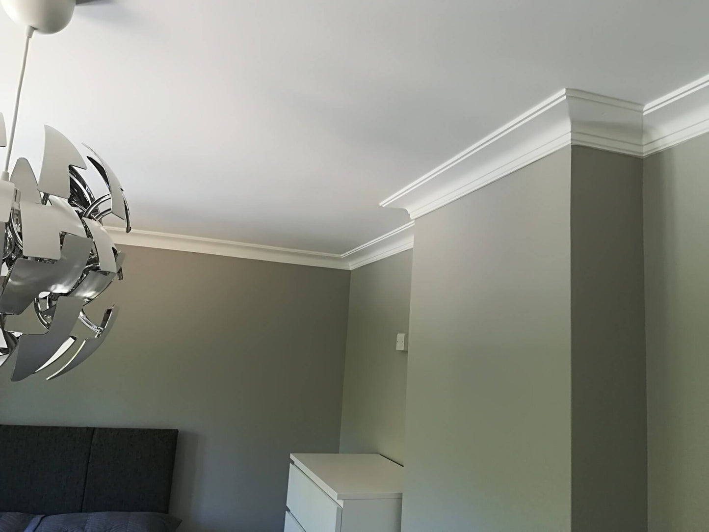 C3017 - Classic Coving installed in a room