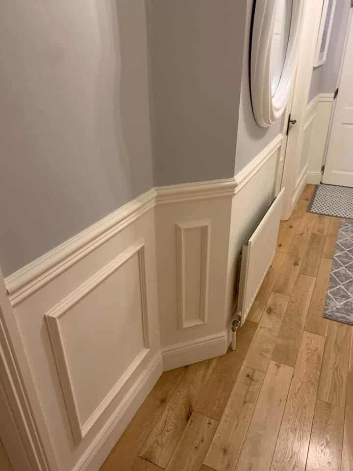Carver - Dado Rail in a hallway