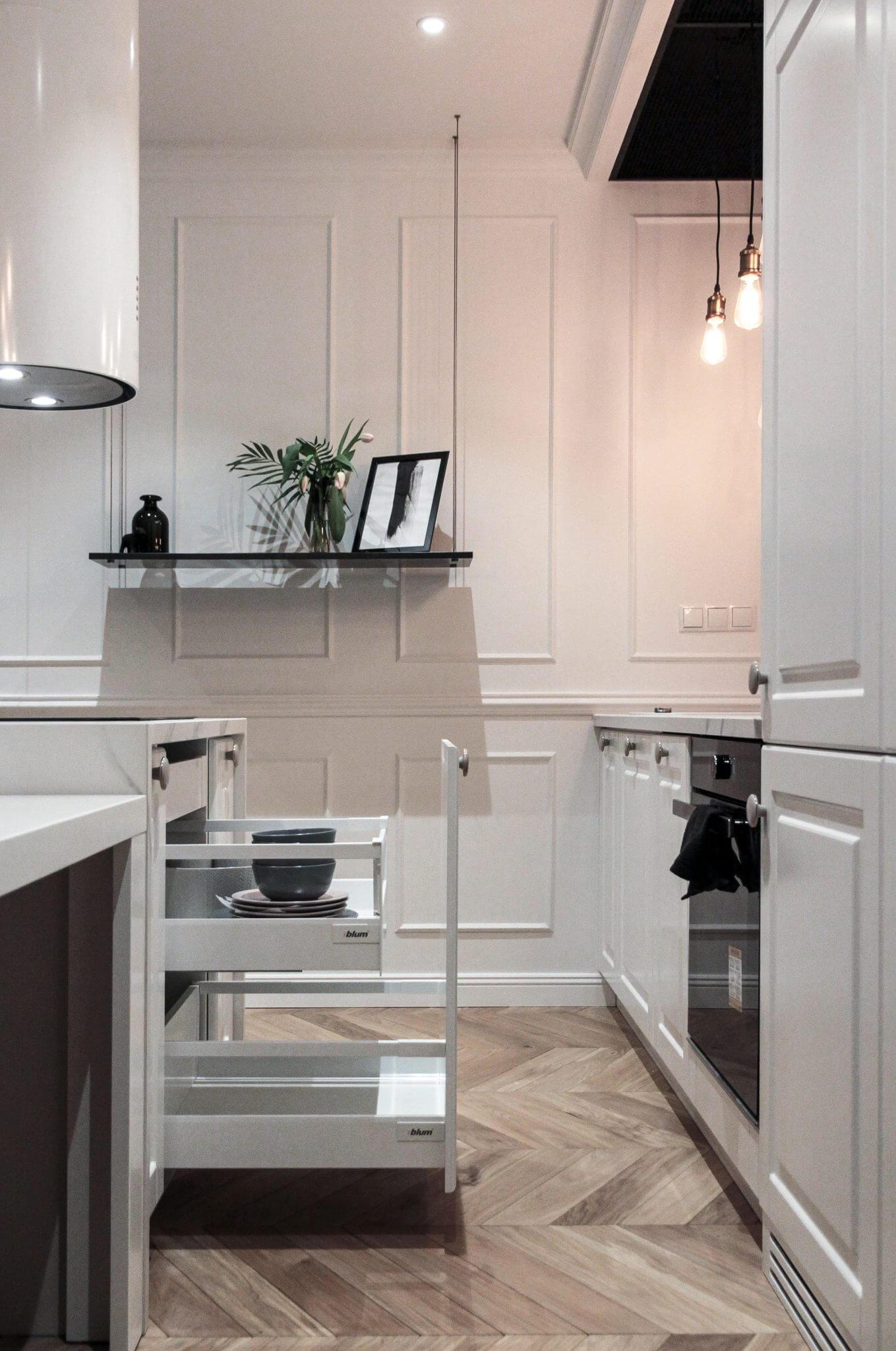 MD367 - Modern Coving installed in a kitchen