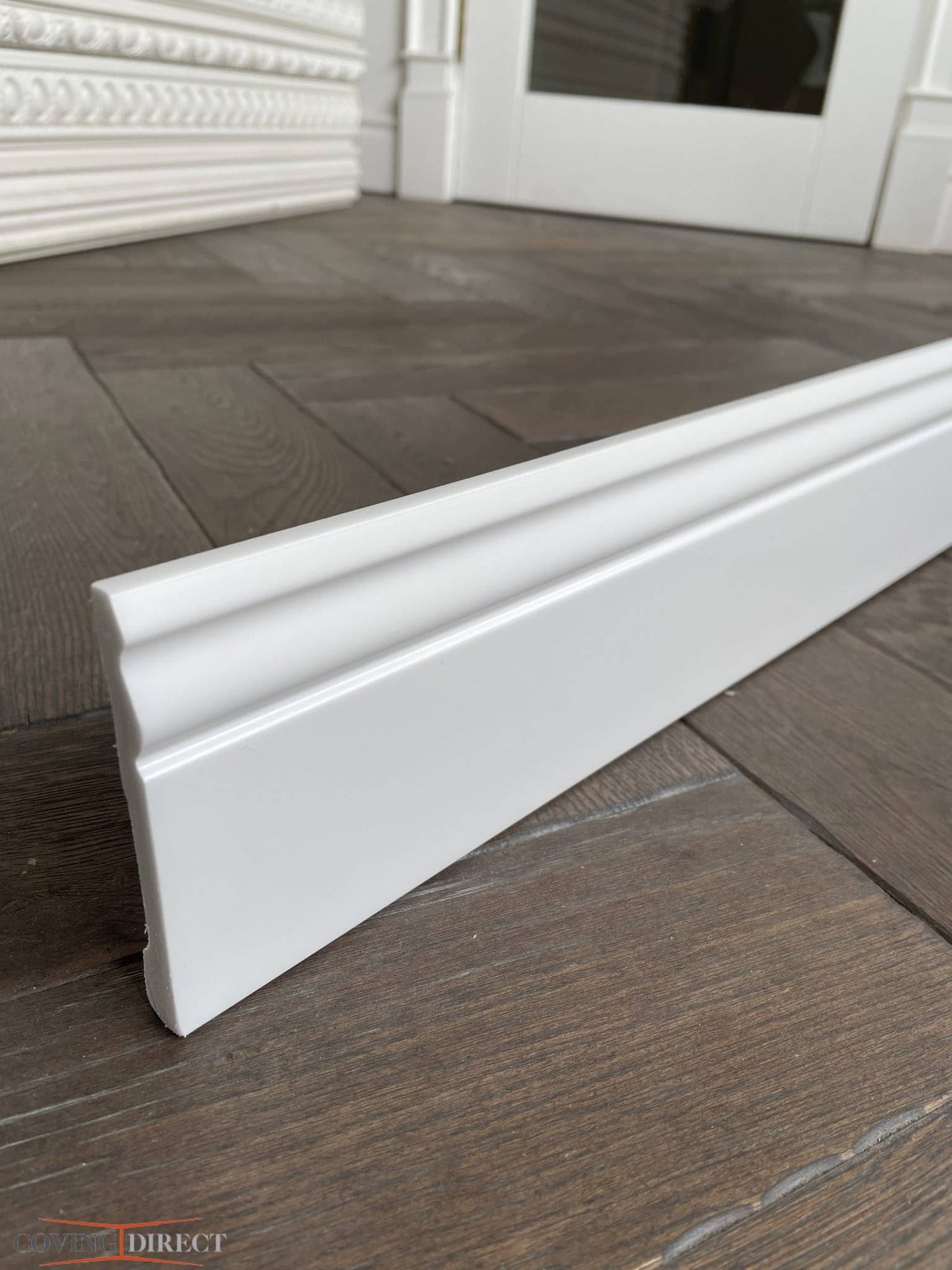 MD094P - Skirting Board on a floor