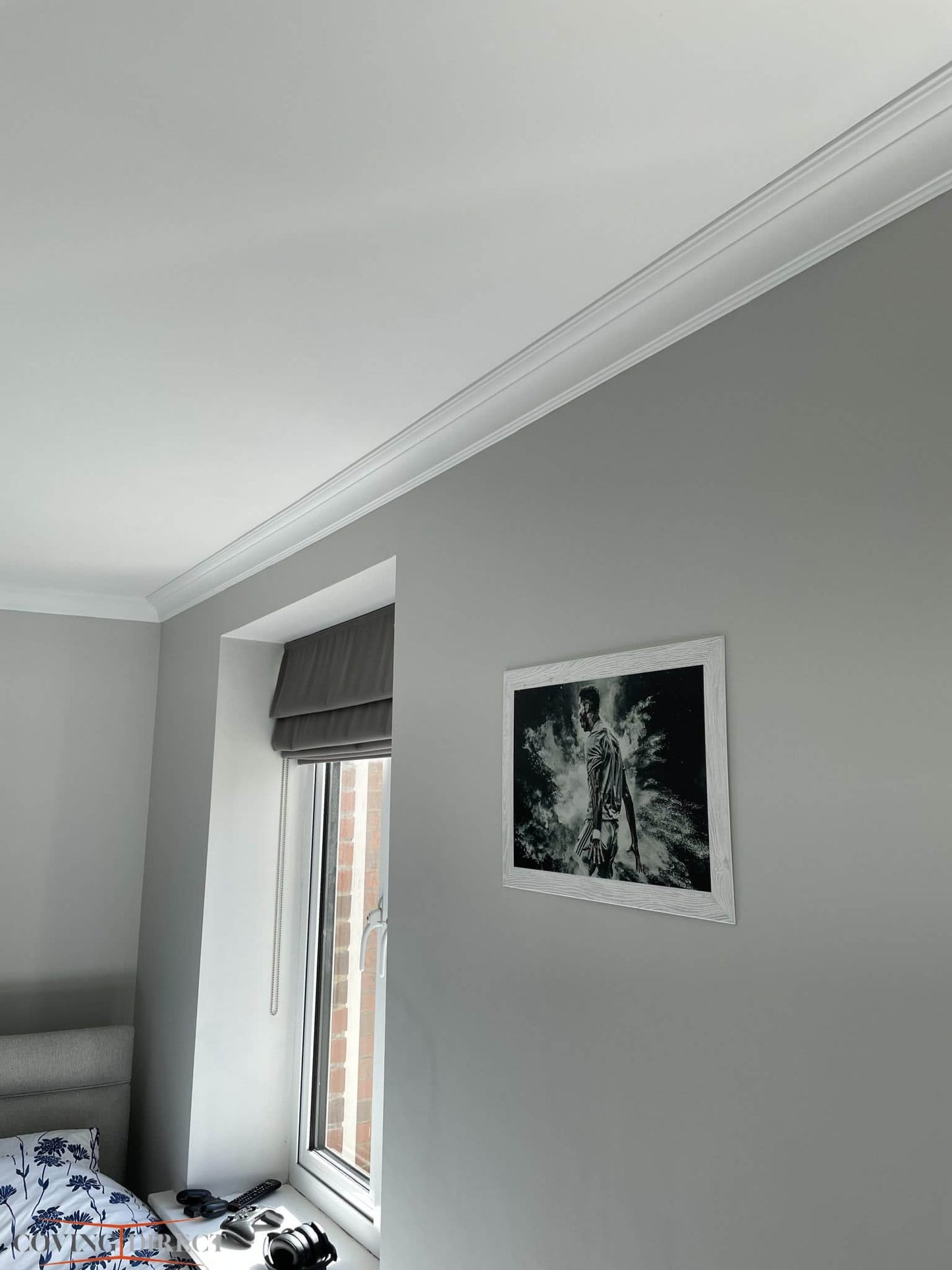 MD367 - Modern Coving above a window